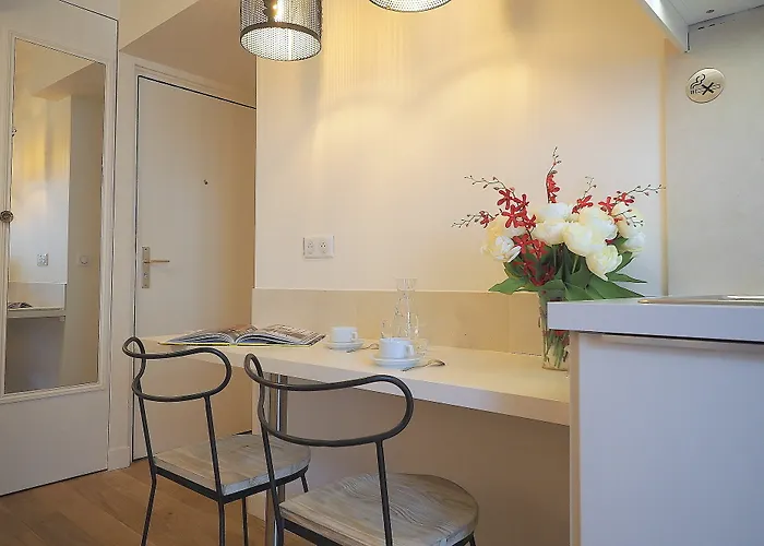 Louvre Opera Design Chicsuites Apartment Paris