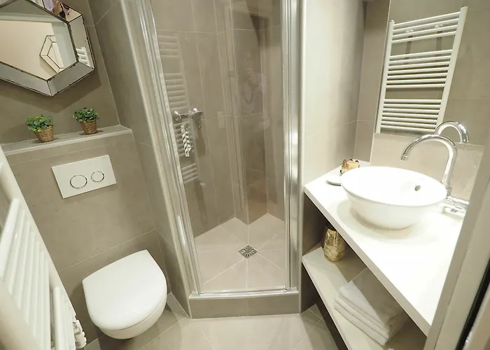 Louvre Opera Design Chicsuites * Paris