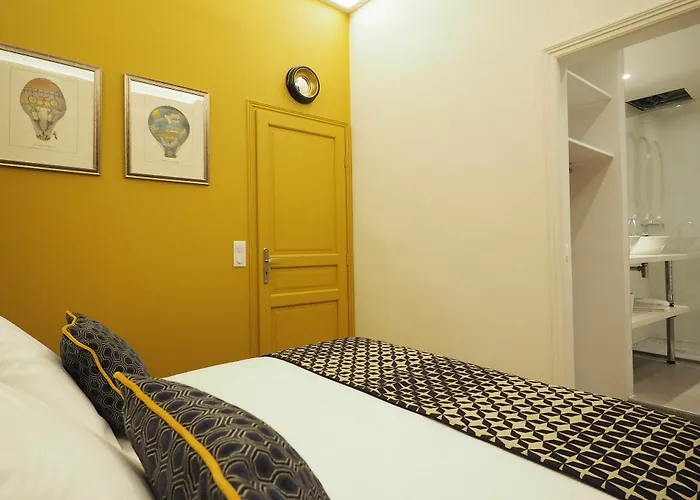 Louvre Opera Design Chicsuites