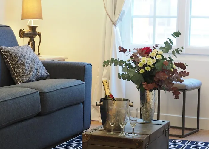 Louvre Opera Design Chicsuites